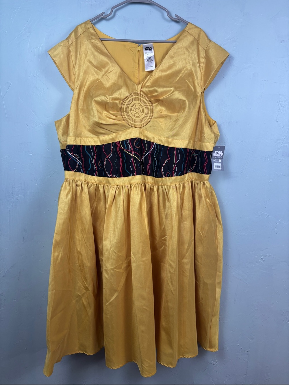 NWT Disney Parks Star Wars Her Universe C-3PO Droid Dress Costume 3X